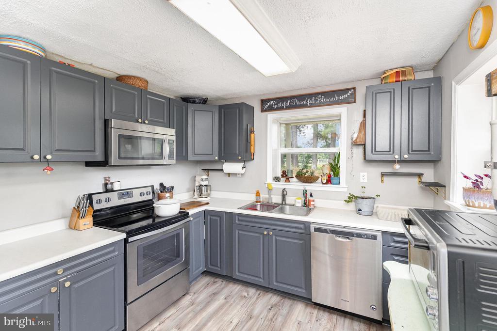 9600 RAPIDAN DRIVE