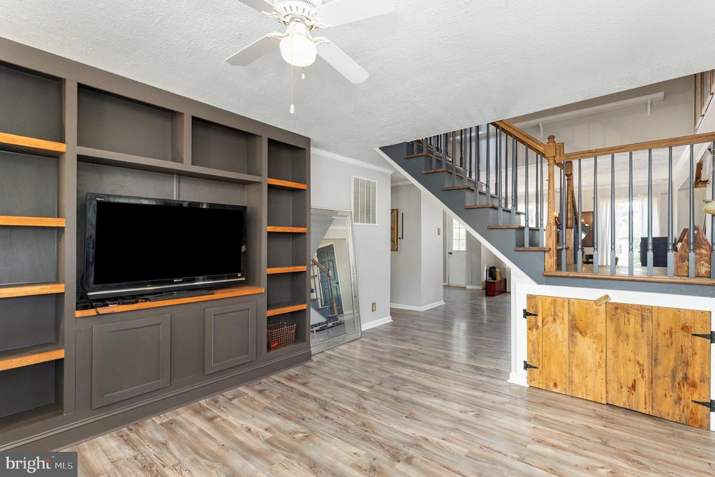 9600 RAPIDAN DRIVE