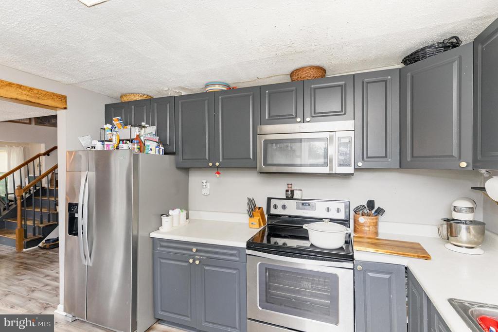 9600 RAPIDAN DRIVE