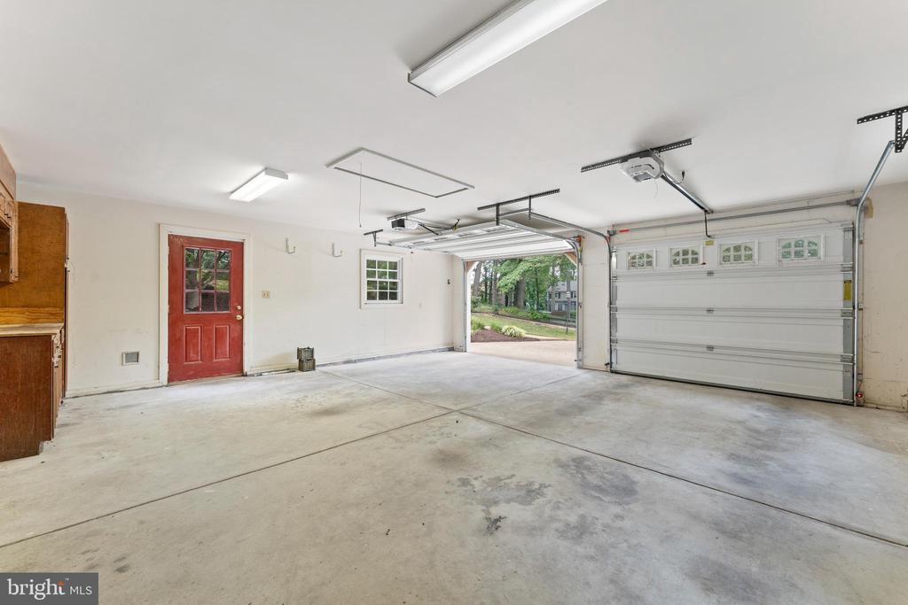 109 BATTERY LANE