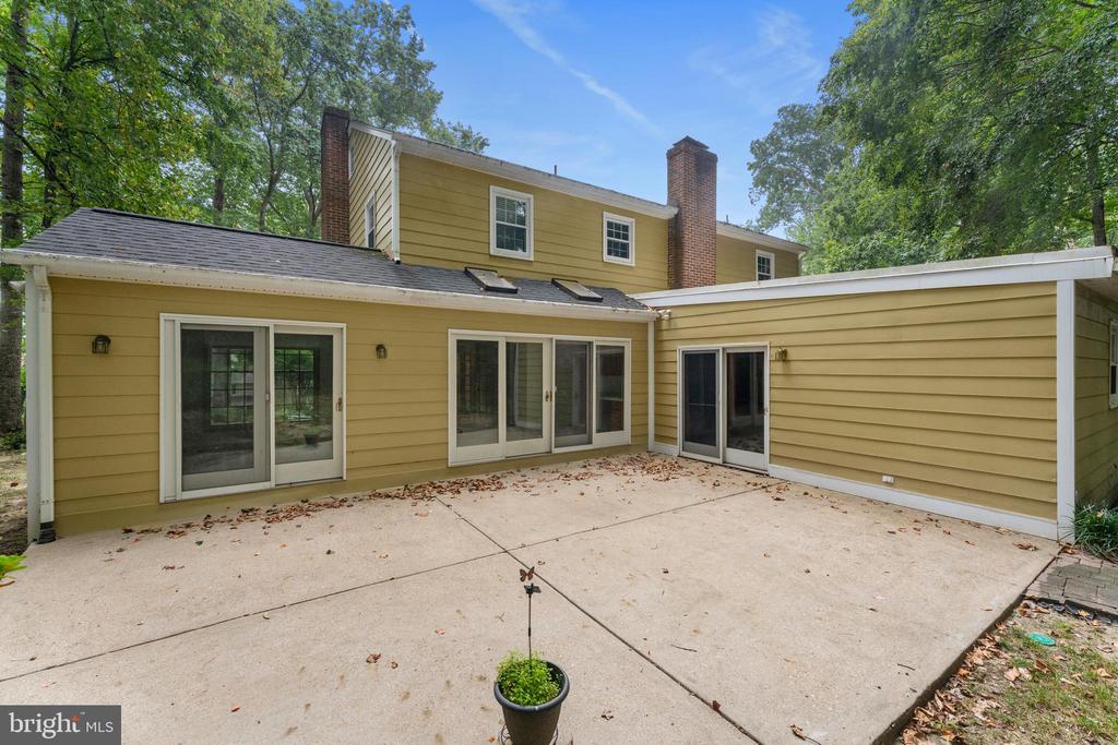 109 BATTERY LANE