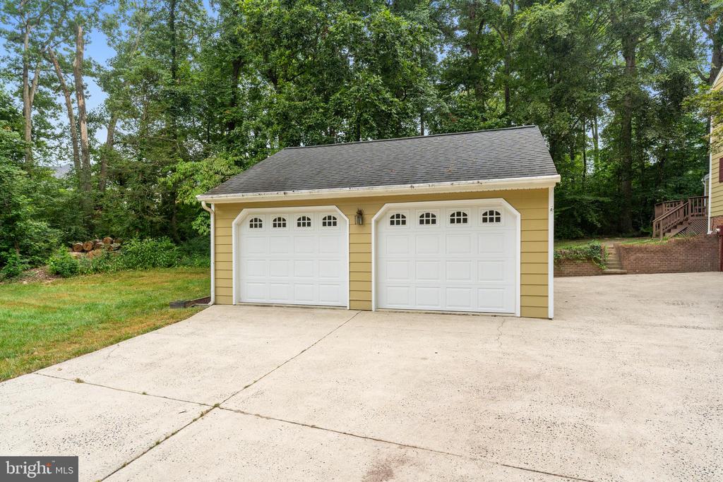109 BATTERY LANE
