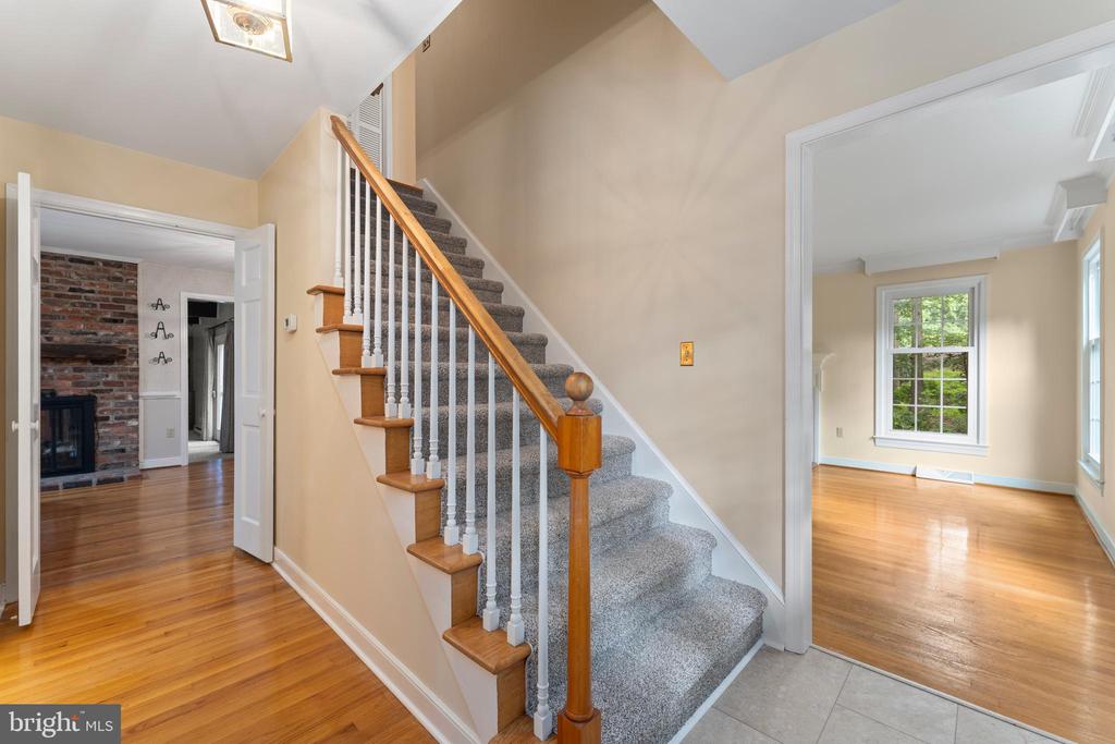 109 BATTERY LANE