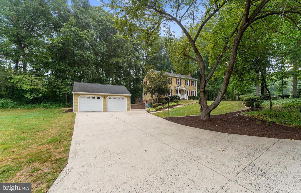 109 BATTERY LANE