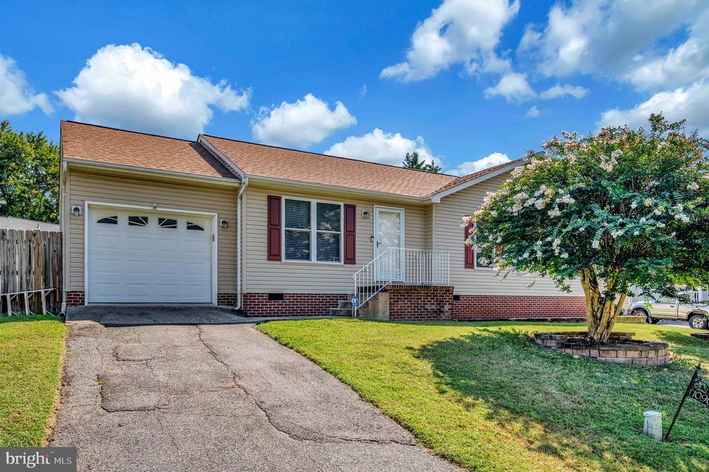 10906 PEACH TREE DRIVE