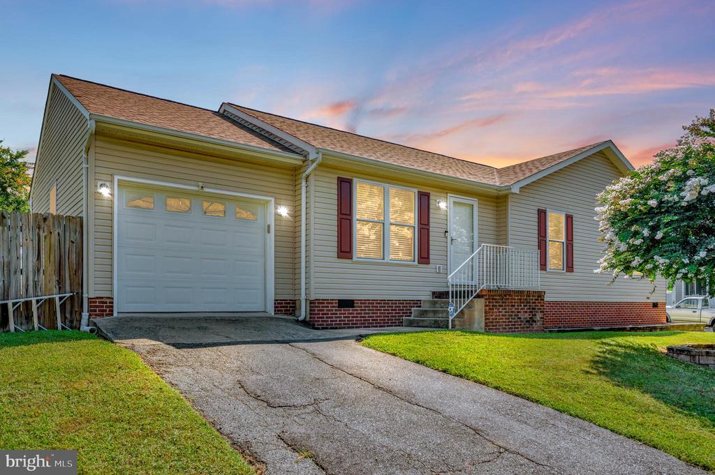 10906 PEACH TREE DRIVE