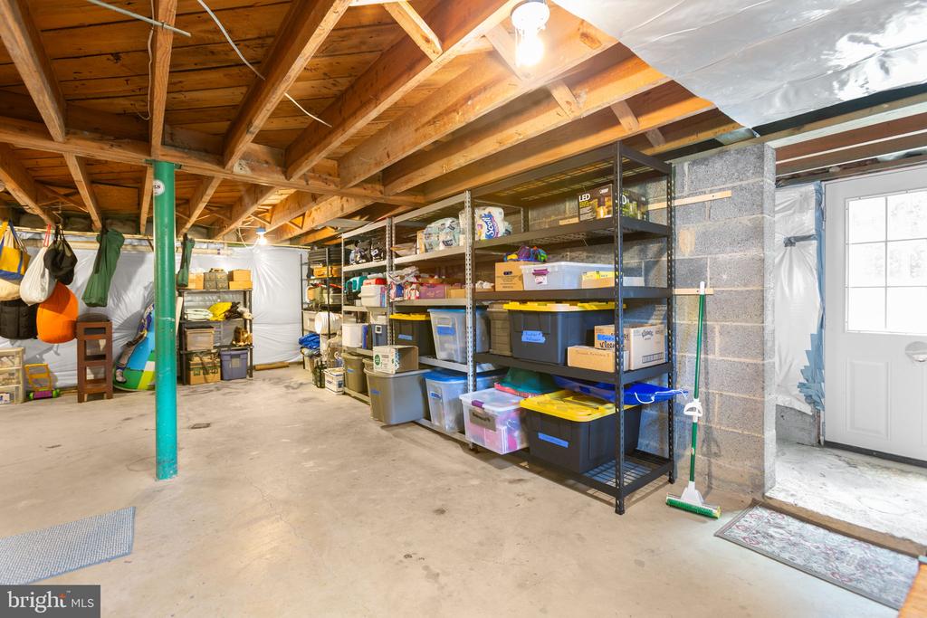 7228 COURTHOUSE ROAD