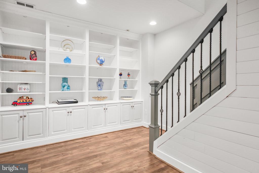 11304 A CHIVALRY CHASE LANE LEASE