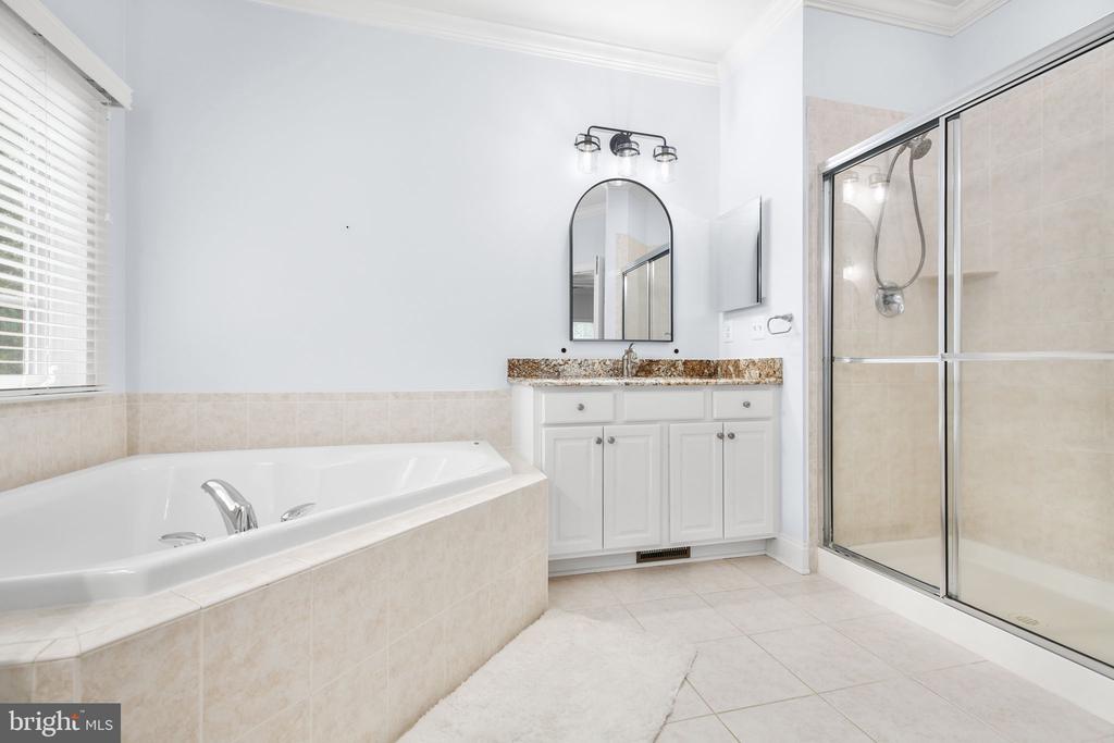 11304 A CHIVALRY CHASE LANE LEASE