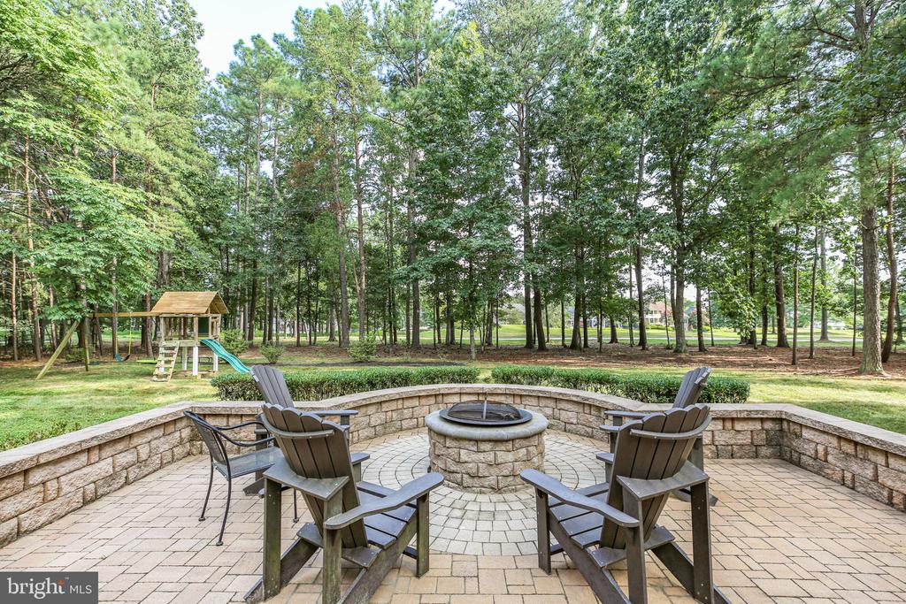 11304 A CHIVALRY CHASE LANE LEASE