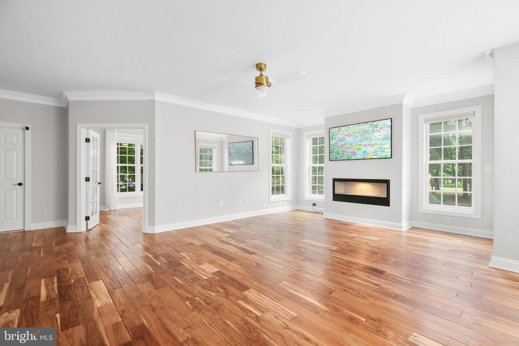 11304 A CHIVALRY CHASE LANE LEASE