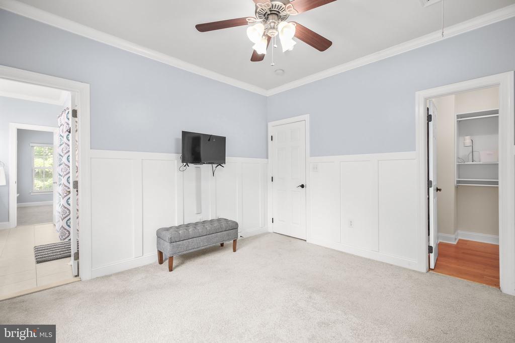11304 A CHIVALRY CHASE LANE LEASE