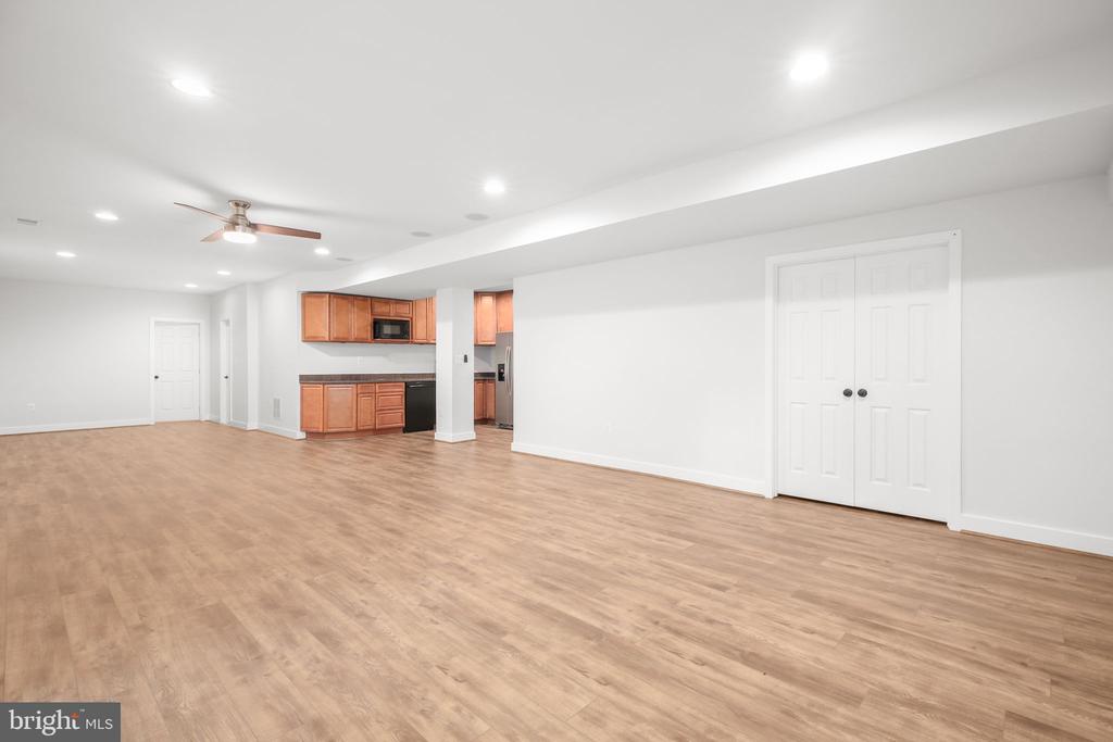 11304 A CHIVALRY CHASE LANE LEASE