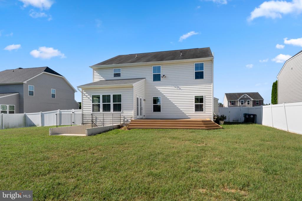 2411 WALTHALL COURT