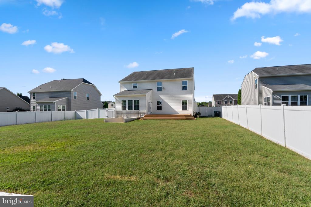 2411 WALTHALL COURT