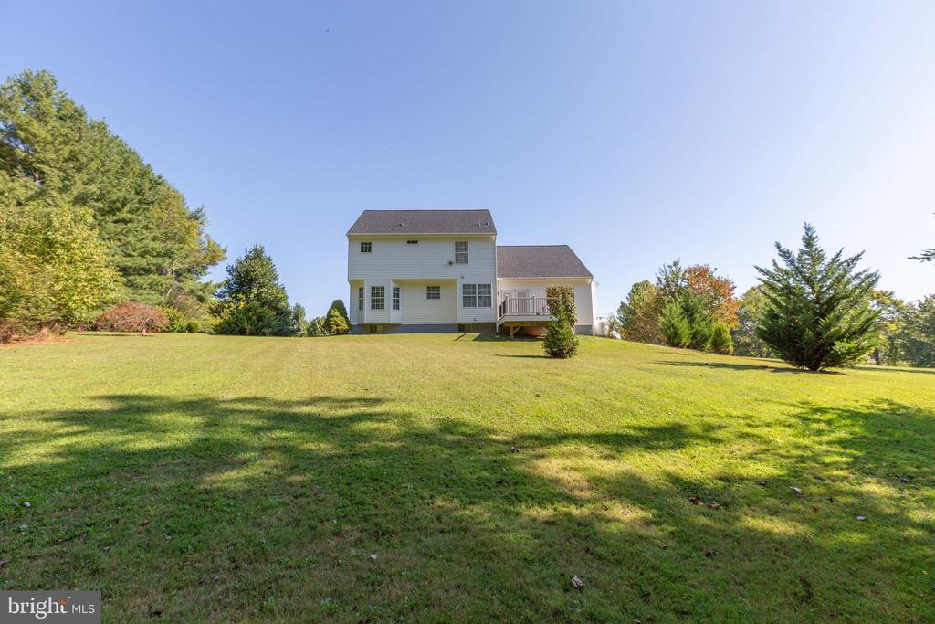 8022 SOURWOOD COURT