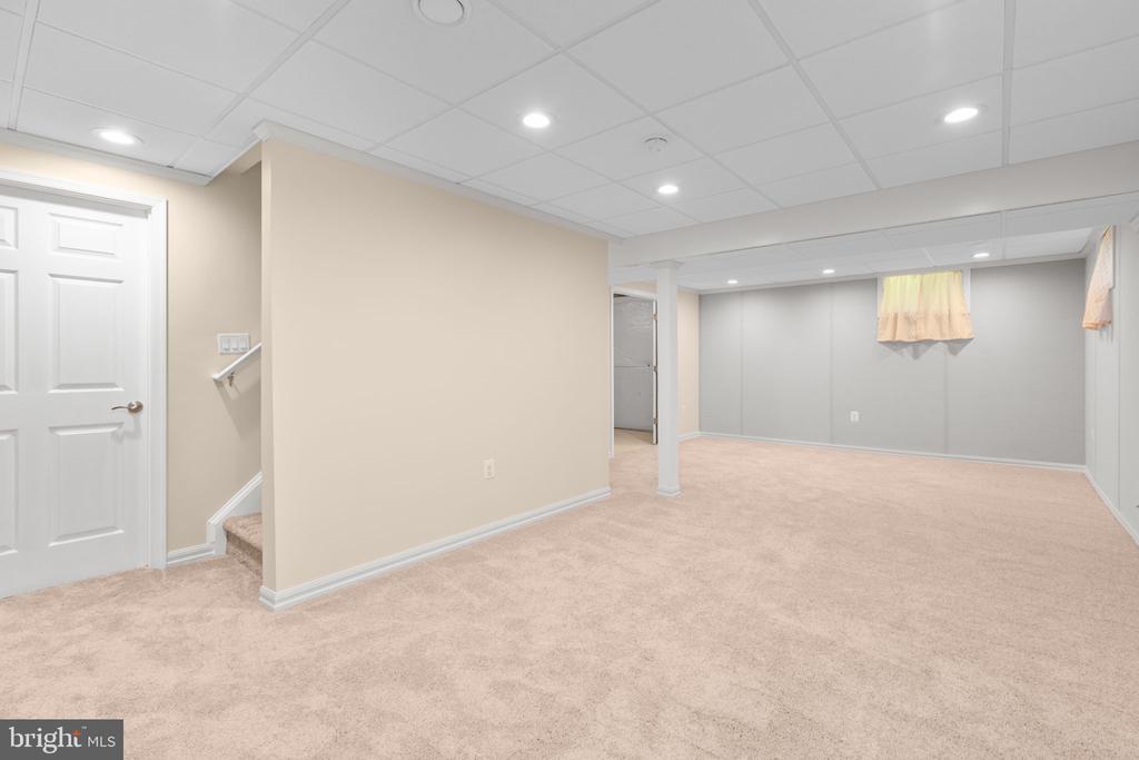 8022 SOURWOOD COURT
