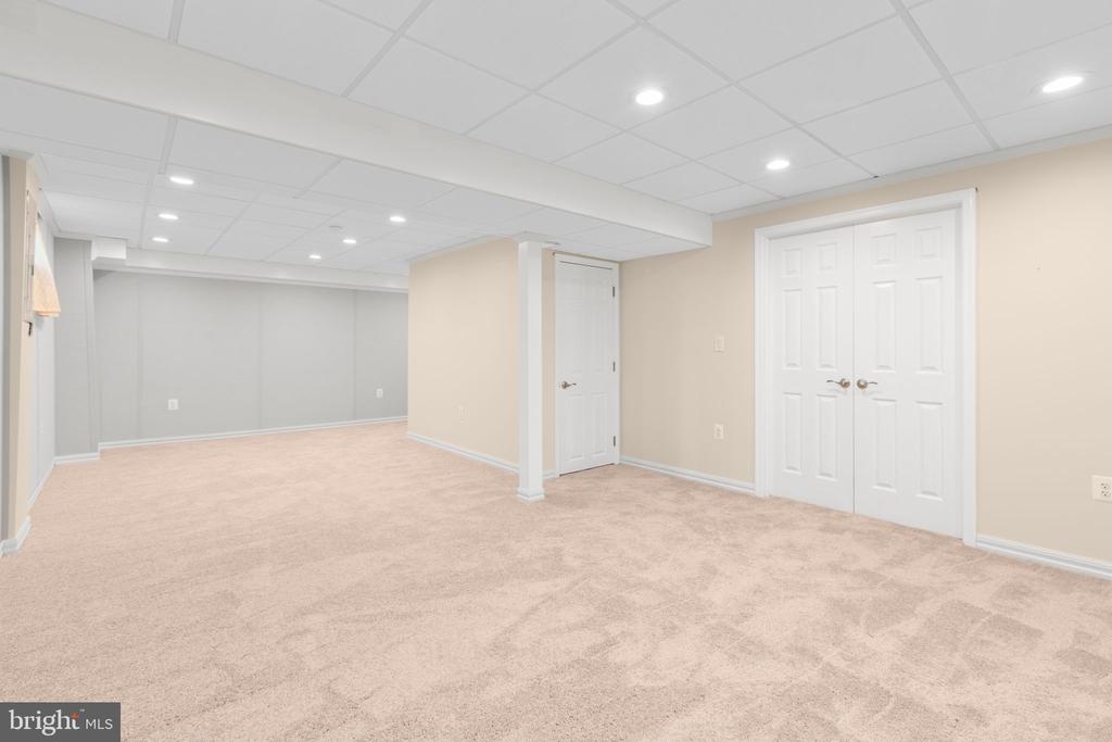 8022 SOURWOOD COURT
