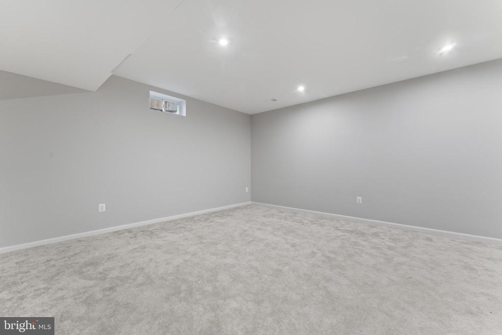 5508 REDGUM LANE