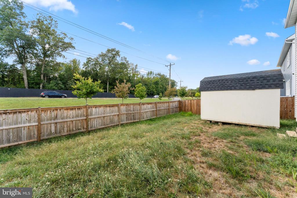 5508 REDGUM LANE