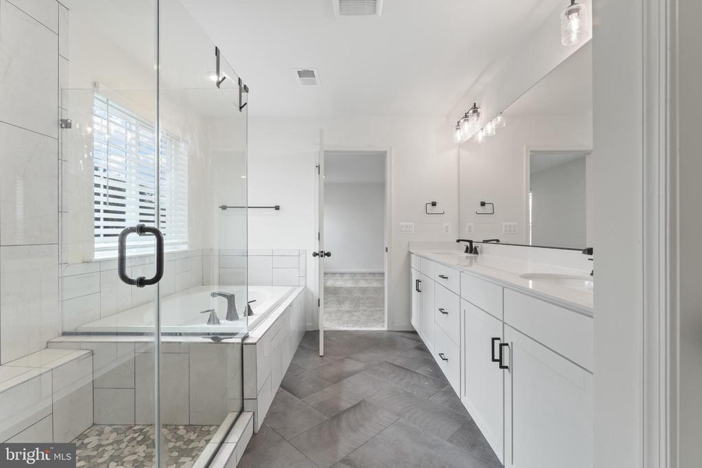 5508 REDGUM LANE