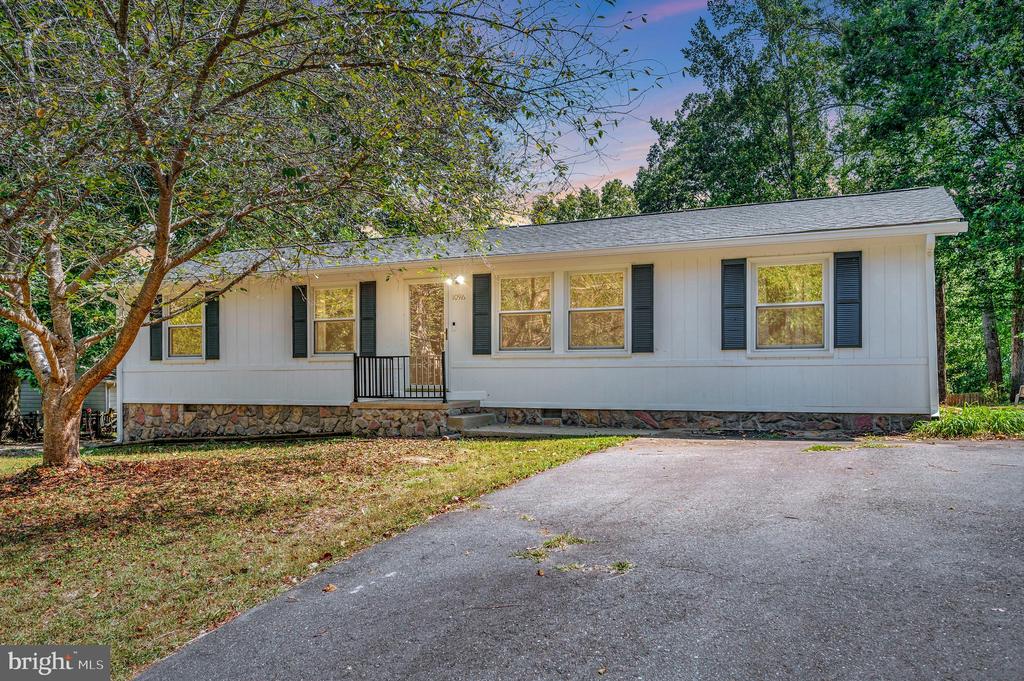 10916 DEER DRIVE