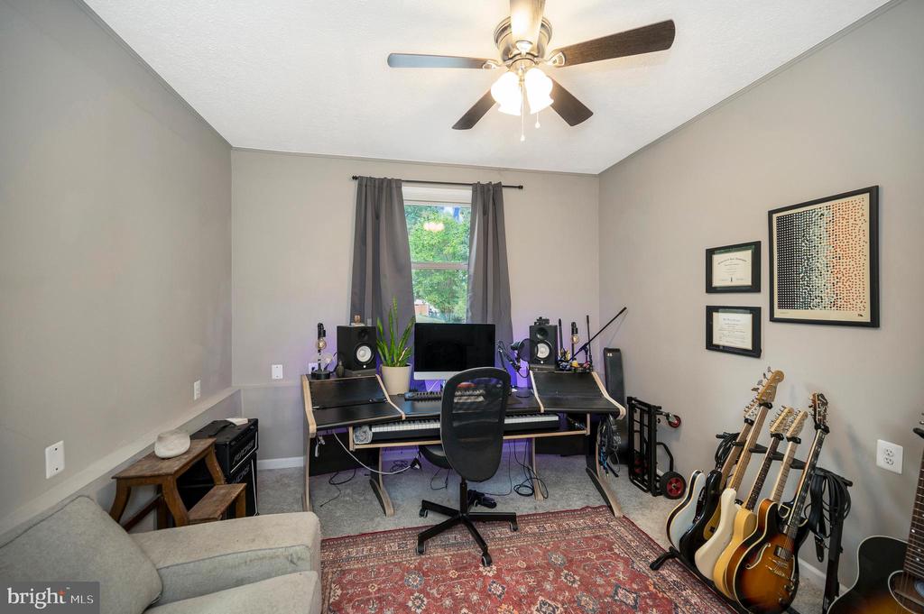10916 DEER DRIVE