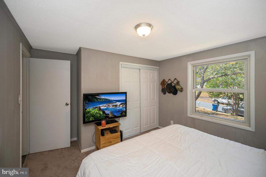 10916 DEER DRIVE