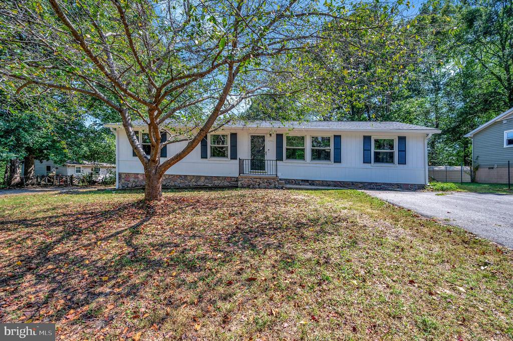 10916 DEER DRIVE