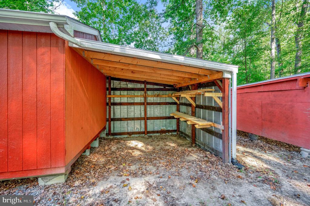 8625 BROCK ROAD