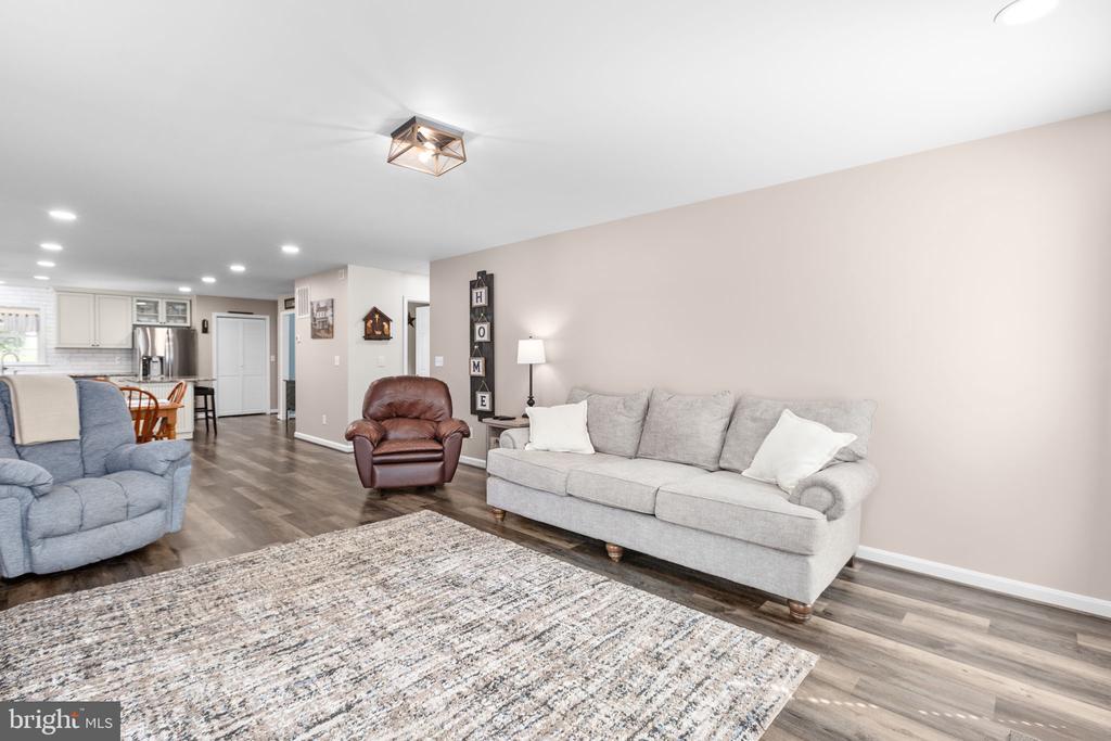 13200 LANDMARK COURT