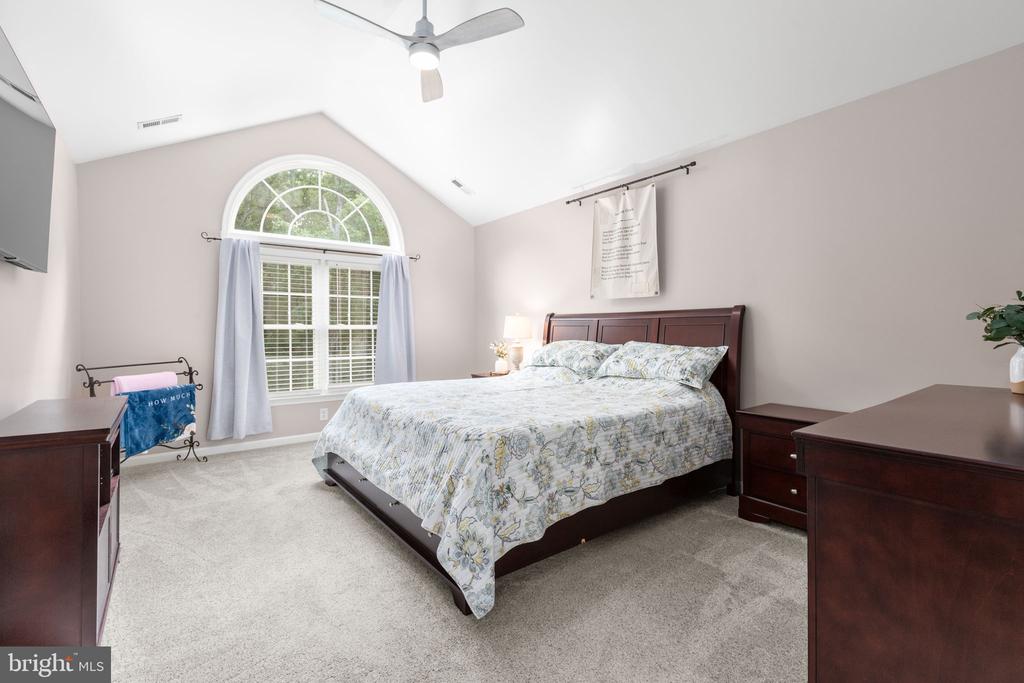 13200 LANDMARK COURT
