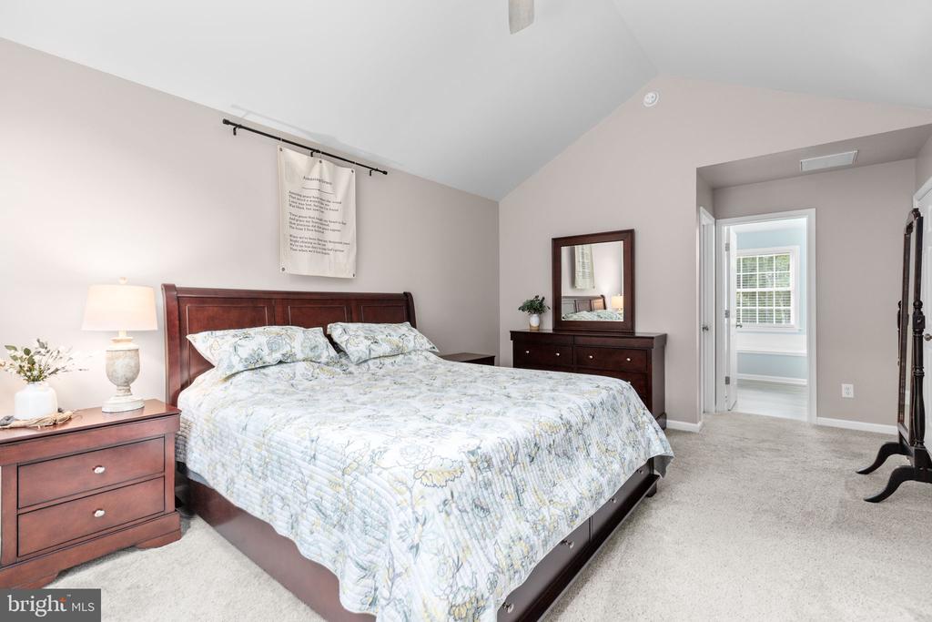 13200 LANDMARK COURT