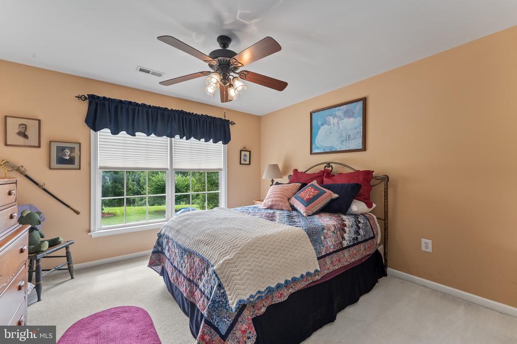 10310 LEES CROSSING LANE