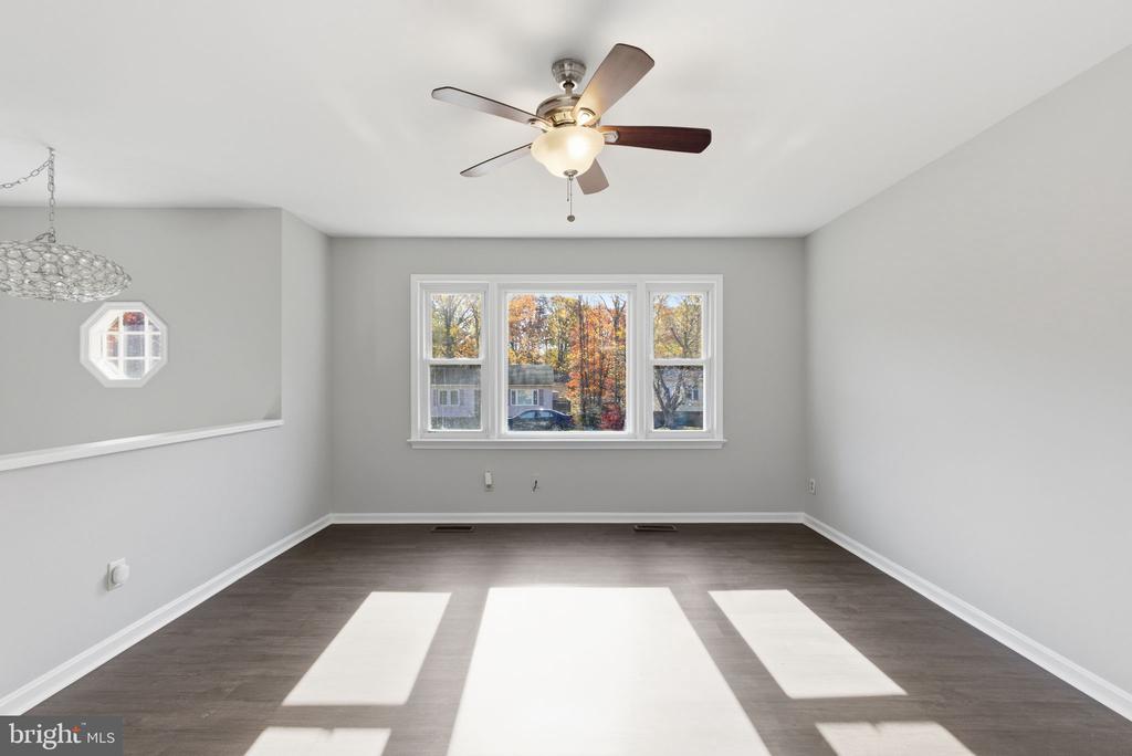 7301 DREW LANE