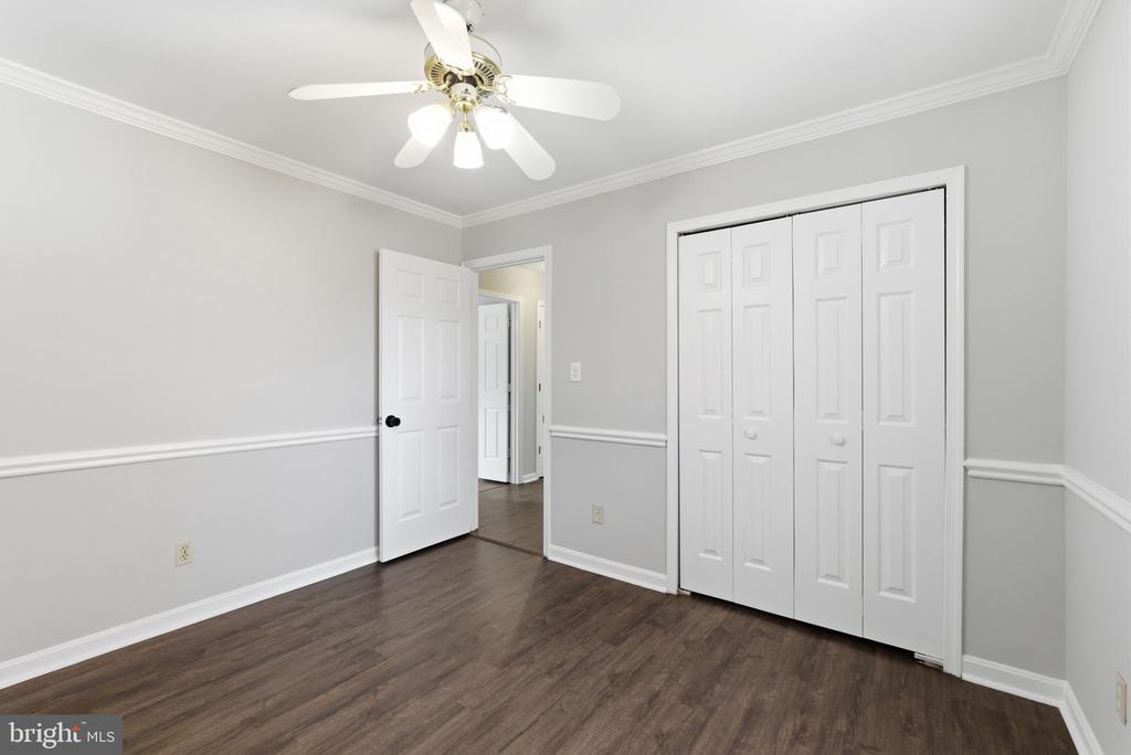 7301 DREW LANE
