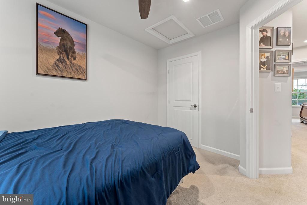 8809 STEVENSON LANE