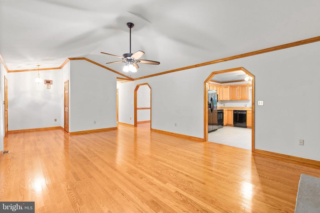 6628 COURTHOUSE ROAD