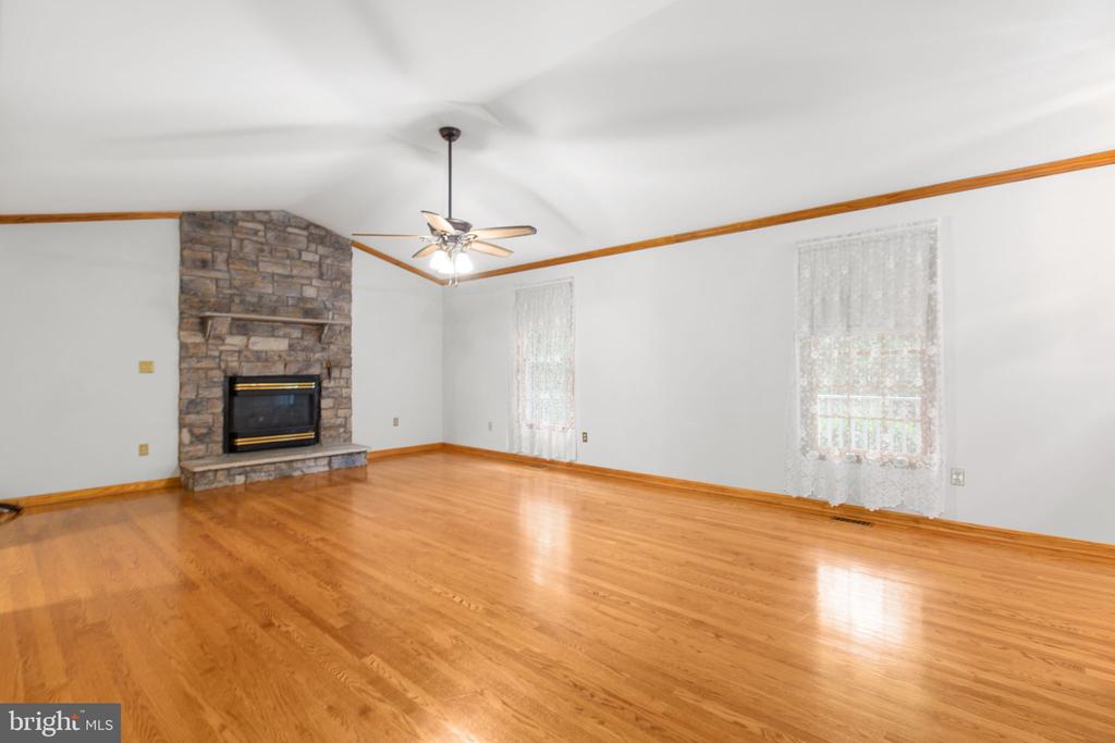 6628 COURTHOUSE ROAD