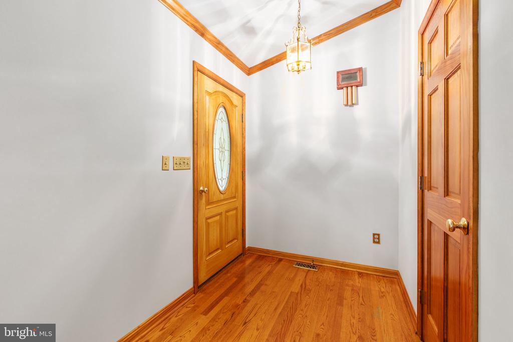 6628 COURTHOUSE ROAD