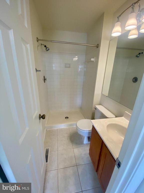 10604 GRETA LYNN COURT