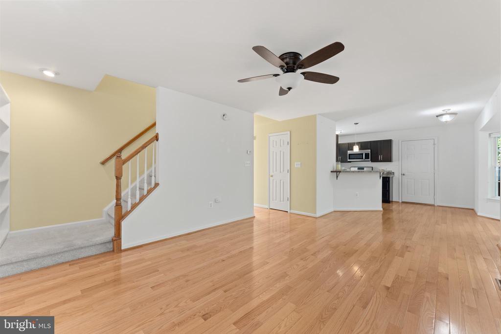9419 HICKORY HILL DRIVE
