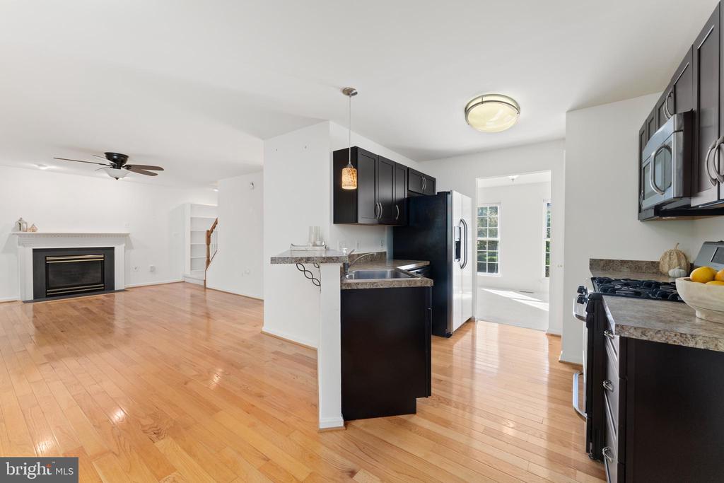 9419 HICKORY HILL DRIVE