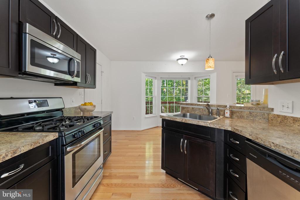 9419 HICKORY HILL DRIVE