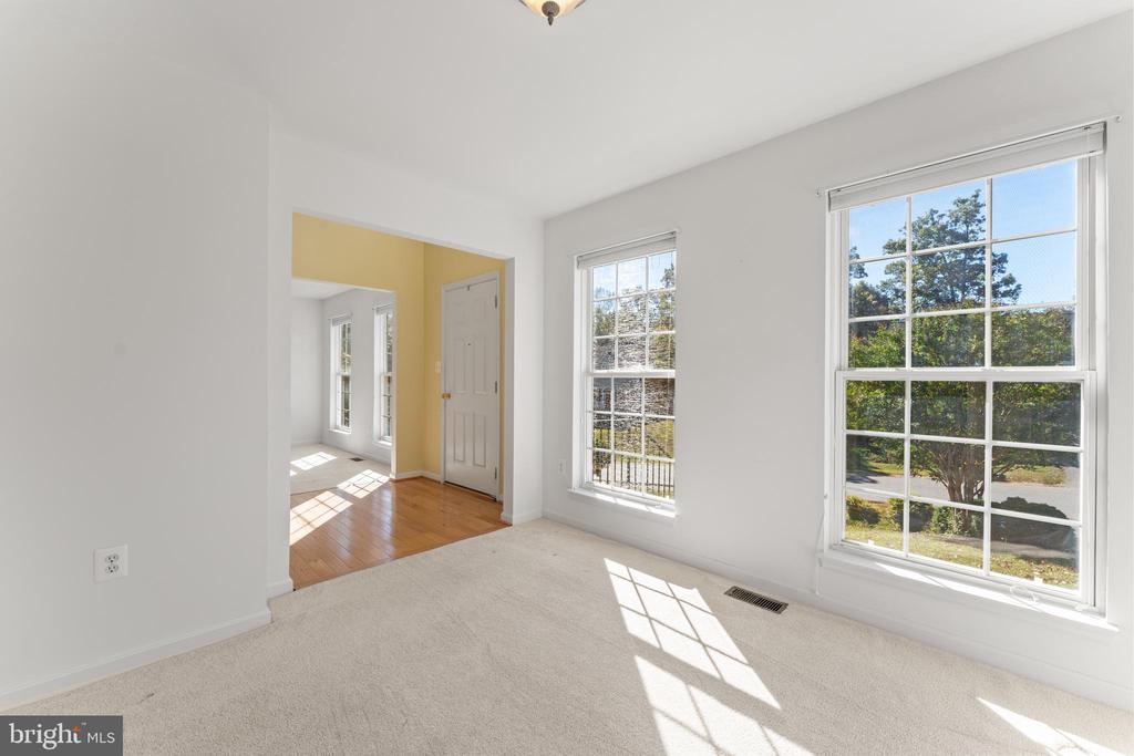9419 HICKORY HILL DRIVE