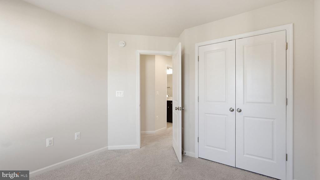 4100 BOLTON COURT