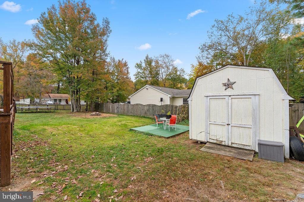 909 STONEWALL LANE