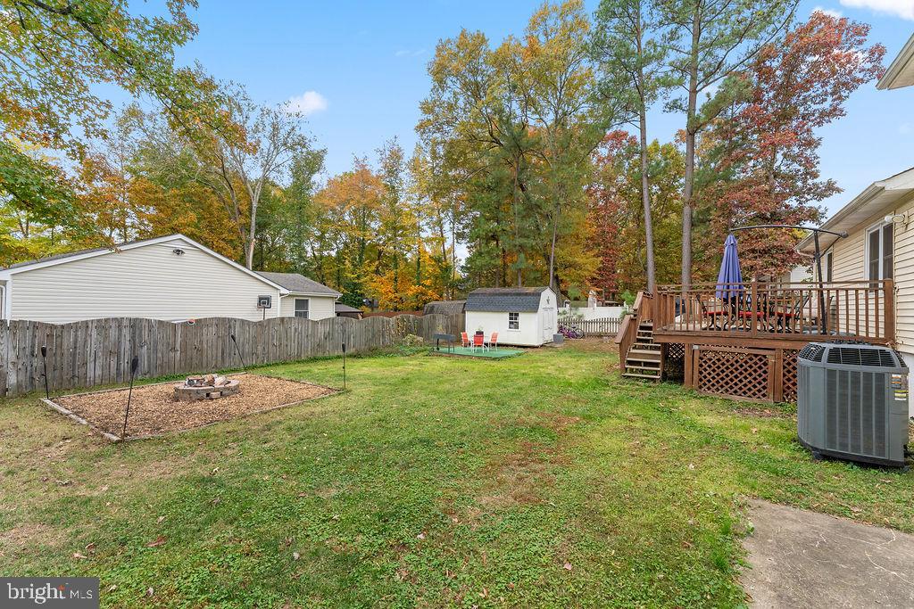 909 STONEWALL LANE