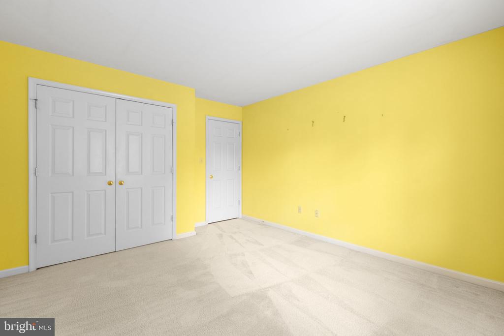4305 WICKHAM COURT