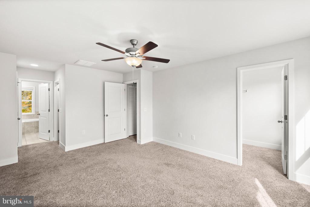 9113 ROYAL COURT